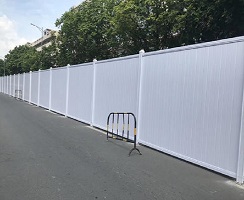 城市施工安全維護，PVC施工圍擋的安全性能