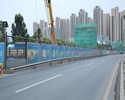 施工工地圍擋選取采購有什么講究嗎？旭東鋼構廠家告訴你