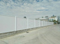 二代PVC圍擋的特點：防腐蝕、防生銹