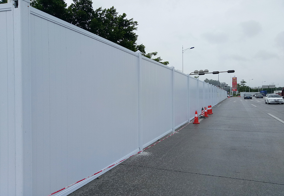 旭東鋼構PVC圍擋對比其他圍擋有哪些特點優勢？