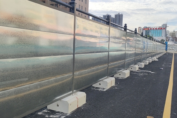 布吉客運樞紐鐵東路鋼圍擋C4款